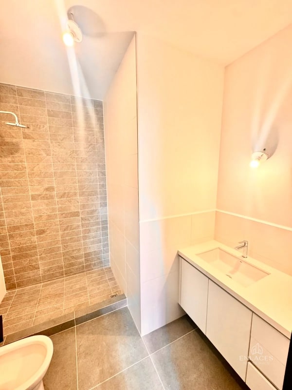 Zona 16 • Apartamento en Renta • Lirios de Cayalá - 9