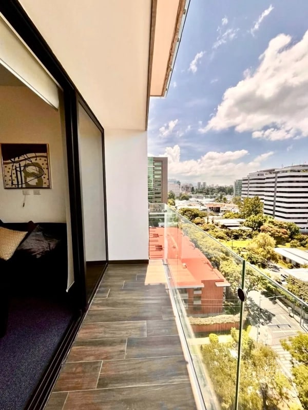Zona 10 • Apartamento en Renta/Venta • Edificio Casa Clara • Amueblado y Equipado - 8