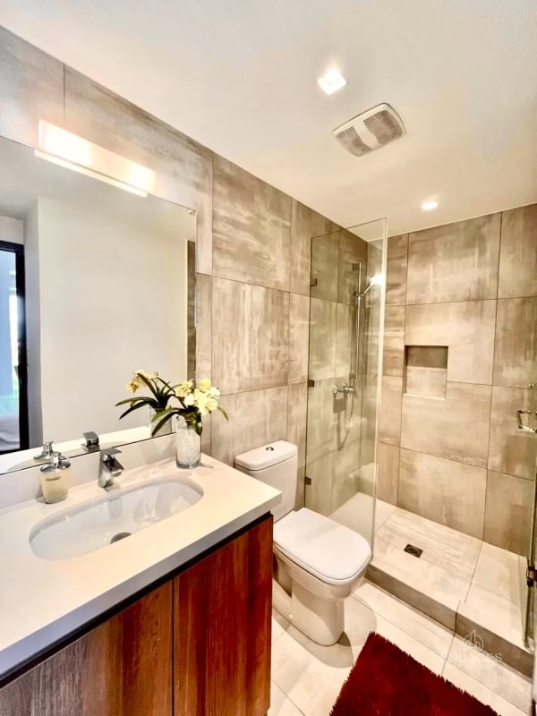 Zona 10 • Apartamento en Renta/Venta • Edificio Casa Clara • Amueblado y Equipado - 7