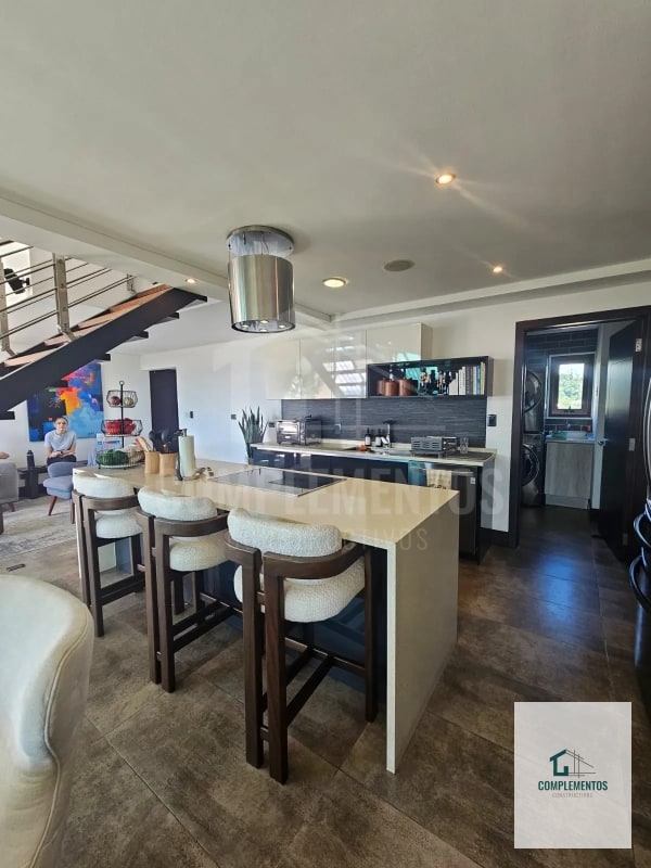 Apartamento en renta zona 16 - 8