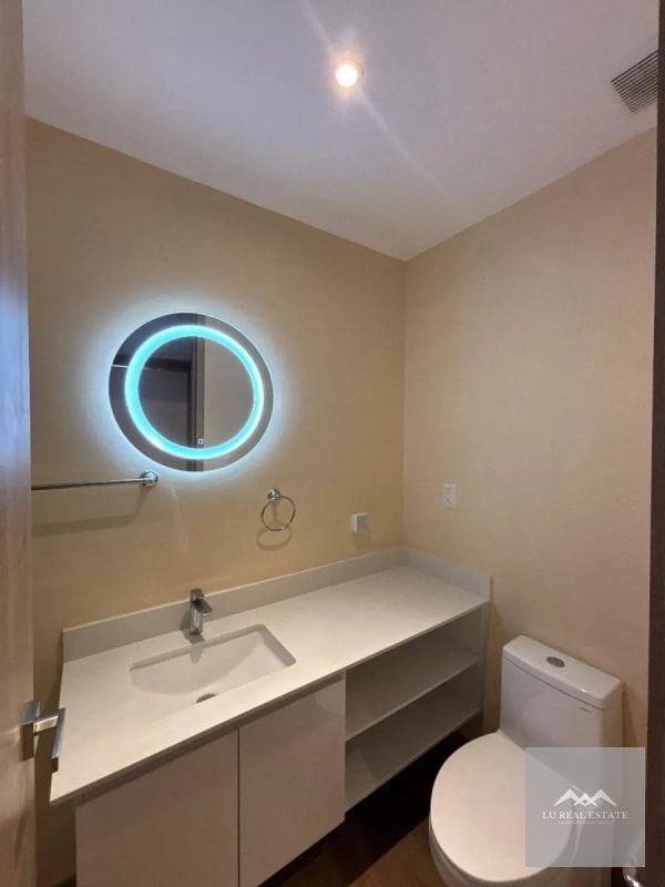 Apartamento de dos habitaciones en z15 - 3