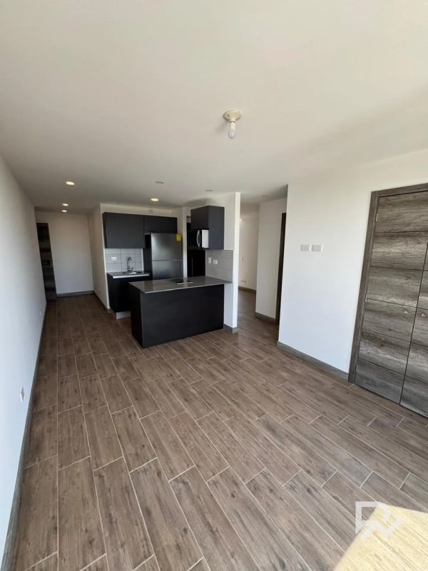 Apartamento para alquiler en Edificio Kiintea Zona 15, atrás de McDonald´s - 4