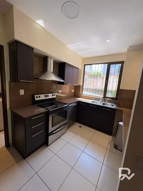 Alquiler o venta de apartamento en Edificio Plenum zona 14 — Apartamento en Alquiler en Zona 14, Guatemala, Ciudad — foto 8 de 12