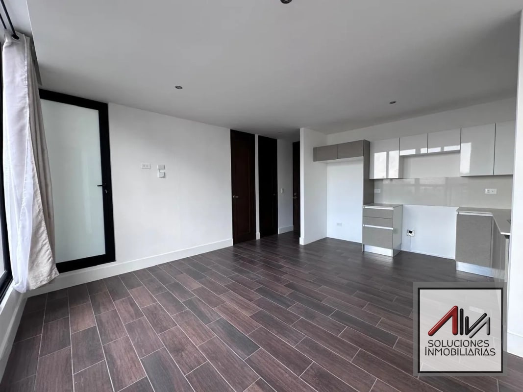 APARTAMENTO EN VENTA ZONA 13, 1 HABITACIÓN EDIFICIO ROSSELLÓ - 12