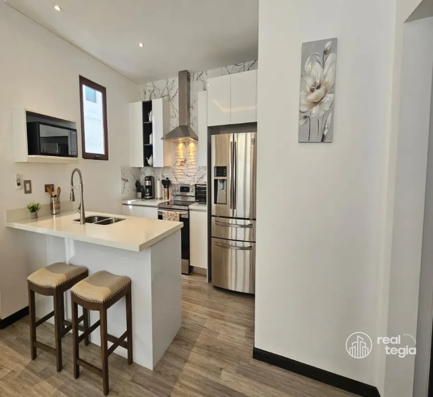 APARTAMENTO EN RENTA LIRIOS DE CAYALÁ ZONA 16 - 5