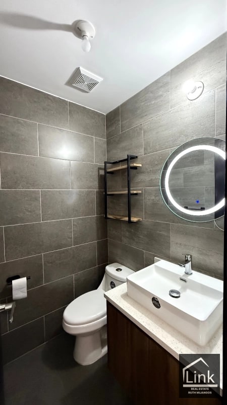 Venta de Apartamento zona 15 VH1 PRAGA - 5