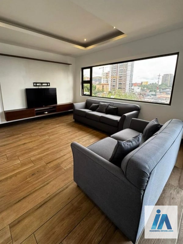 APARTAMENTO EN ALQUILER📍 Edificio Vivalt, Zona 10 Una propiedad que destaca, brindando amplitud y sofisticación. - 13
