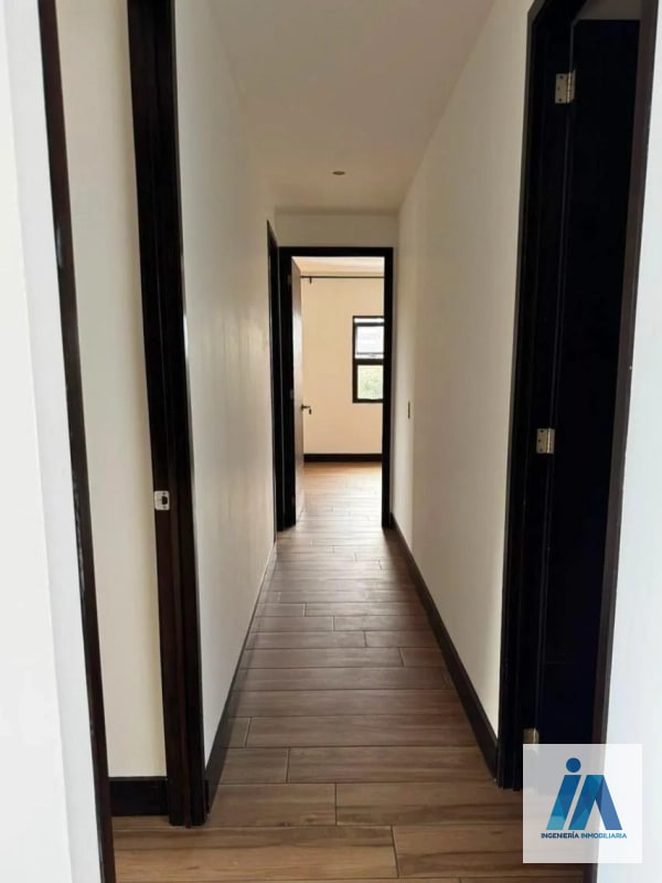 APARTAMENTO EN ALQUILER📍 Edificio Vivalt, Zona 10 Una propiedad que destaca, brindando amplitud y sofisticación. - 11
