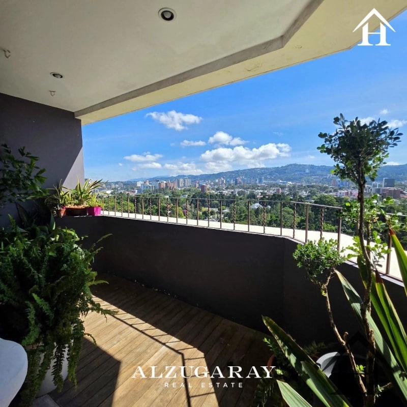 penthouse con jardin pergola y jacuzzi en zona 14 - 1