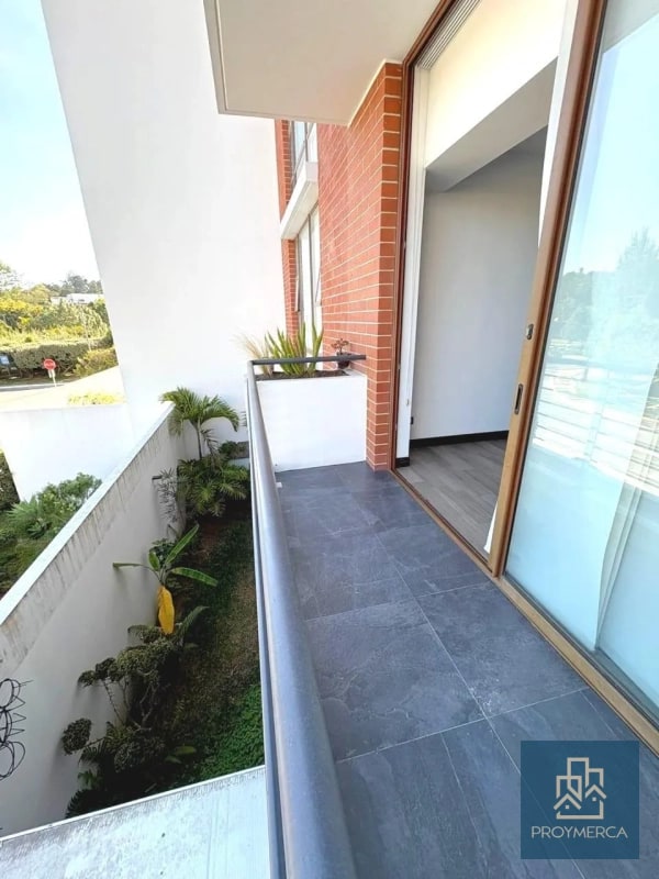 Apartamento en alquiler, Edificio San Isidro 20/21, Zona 16 - 9