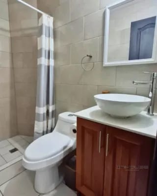 APARTAMENTO EN VENTA ZONA 16 CON JARDIN — Apartamento en Venta en Zona 16, Guatemala, Ciudad — miniatura 7 de 10