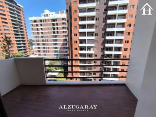APTO. C/ BALCÓN Z. 14 -2 HAB. / CASA RIALTO — Apartamento en Alquiler en Casa Rialto, Zona 14, Guatemala, Ciudad — miniatura 8 de 11