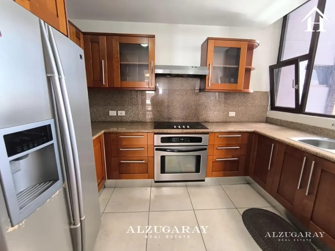 APTO. C/ BALCÓN Z. 14 -2 HAB. / CASA RIALTO — Apartamento en Alquiler en Casa Rialto, Zona 14, Guatemala, Ciudad — foto 7 de 11