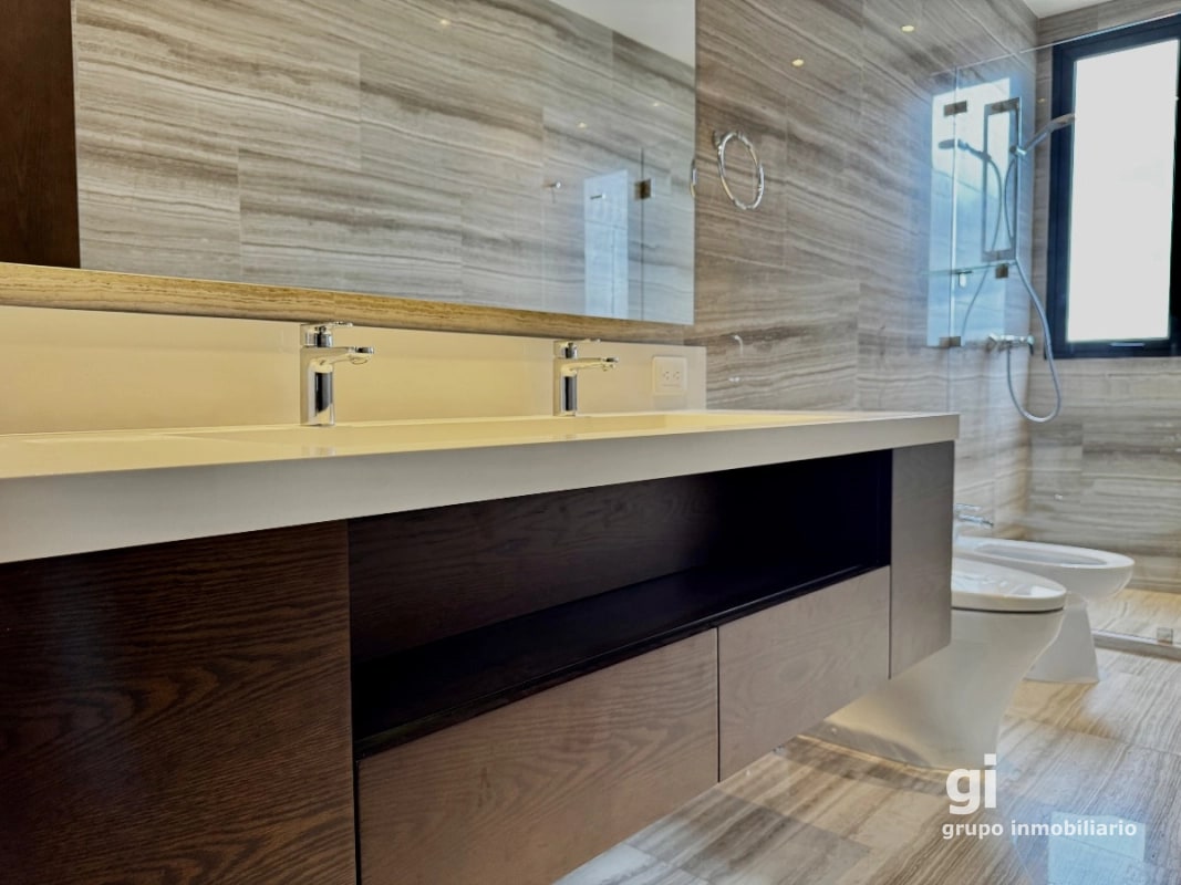 Donde la ubicación, el proyecto y la altura coinciden en lo excepcional. Apartamento en venta - 8