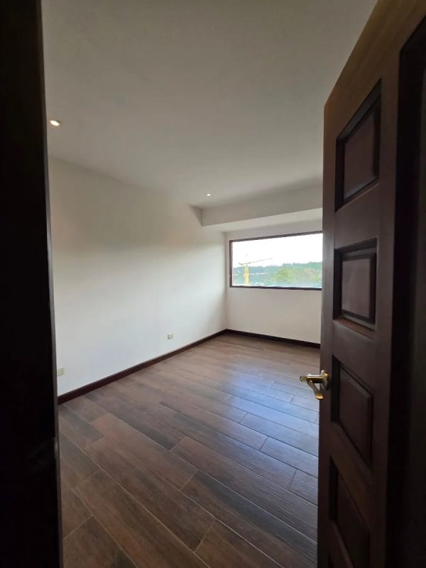 Apartamento en renta, zona 15 VH3 — Apartamento en Alquiler en Vista Hermosa III, Zona 15, Guatemala, Ciudad — foto 7 de 11