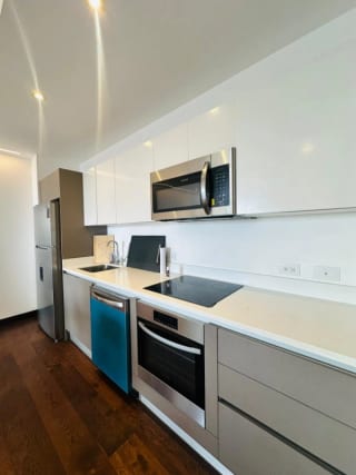 Apartamento en renta amieblado Vasanta — Apartamento en Alquiler en Vasanta, Zona 10, Guatemala, Ciudad — miniatura 4 de 4