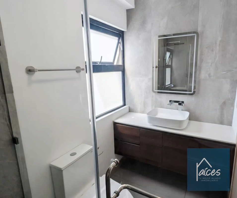 Renta de Apartamento en edificio Bona Diez Zona 10 (D) - 2