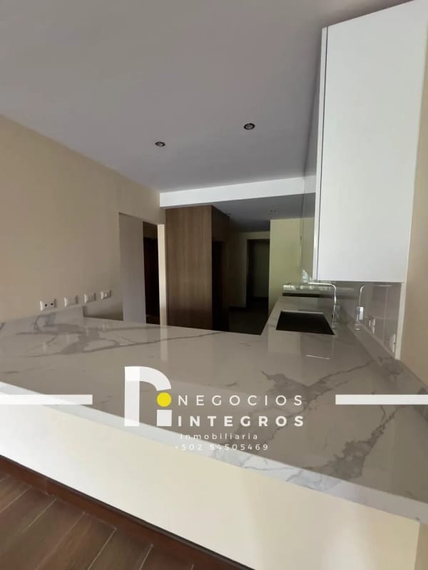 VENDO APARTAMENTO REMODELADO, IMPUESTOS INCLUIDOS,  MILENIA OAKLAND Z.10 — Apartamento en Venta en Milenia, Zona 10, Guatemala, Ciudad — foto 9 de 16