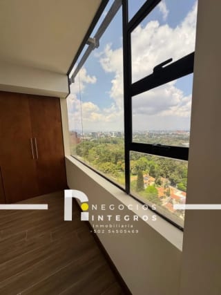 VENDO APARTAMENTO REMODELADO, IMPUESTOS INCLUIDOS,  MILENIA OAKLAND Z.10 — Apartamento en Venta en Milenia, Zona 10, Guatemala, Ciudad — miniatura 16 de 17