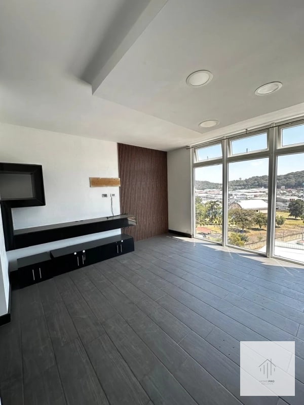 Apartamento en Venta en Edificio Treo, Mixco - 8