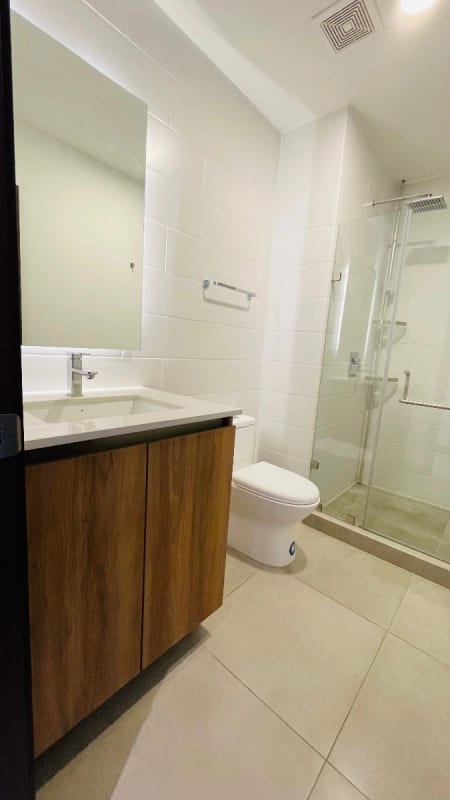 Rento Apartamento Tipo Estudio Moderno -amueblado Edif. Elemento Z13 — Apartamento en Alquiler en Elemento Plaza Berlín, Zona 13, Guatemala, Ciudad — foto 4 de 6