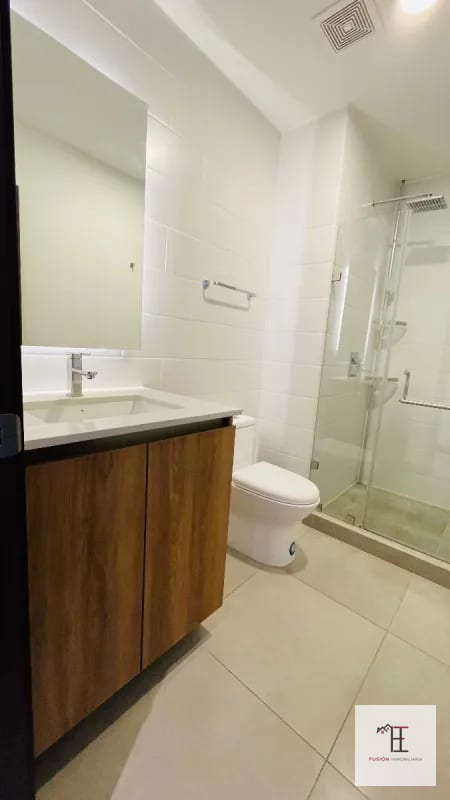 Rento Apartamento Tipo Estudio Moderno -amueblado Edif. Elemento Z13 — Apartamento en Alquiler en Elemento Plaza Berlín, Zona 13, Guatemala, Ciudad — foto 4 de 6