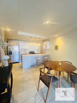 VENDO LINDO APARTAMENTO DE 1 HABITACIÓN EN ZONA 10 A UNA CUADRA DE LA 20 CALLE — Apartamento en Venta en Jardines del Acueducto, Zona 10, Guatemala, Ciudad — miniatura 4 de 7