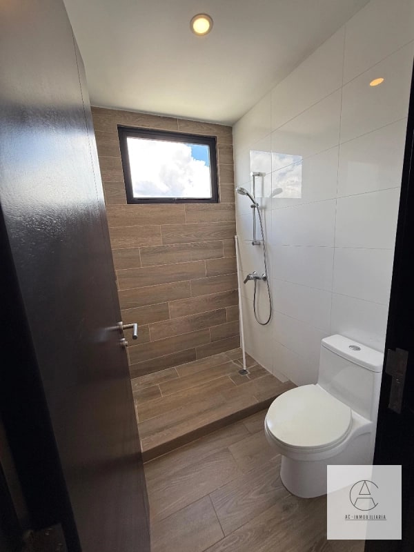 Apartamento en venta en Borghetto, zona 15 Vh1. - 11