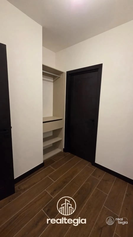 APARTAMENTO EN LIRIOS DE CAYALÁ ZONA 16 - 8