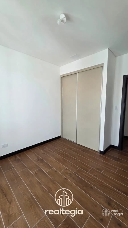 APARTAMENTO EN LIRIOS DE CAYALÁ ZONA 16 - 6