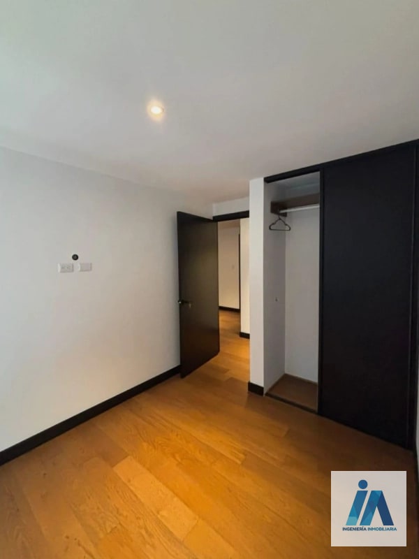 APARTAMENTO EN ALQUILER – Edificio Villa Mariscal, Zona 11 - 7