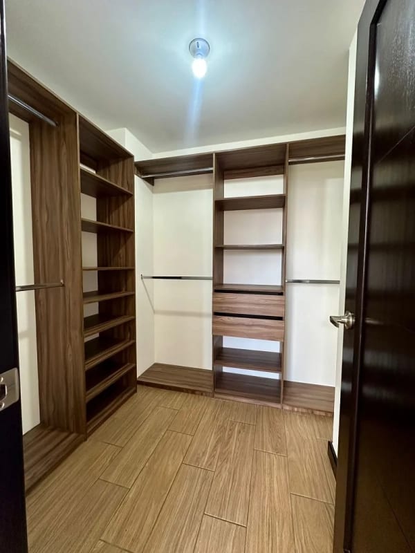 Venta de Apartamento en zona 15 VHI Torre Praga — Apartamento en Venta en Zona 15, Guatemala, Ciudad — foto 6 de 12