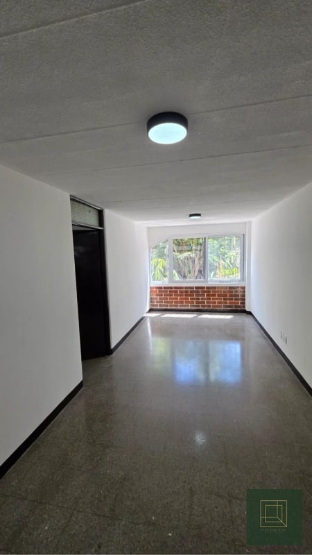 Apartamento con jardin en venta zona 21 - 9