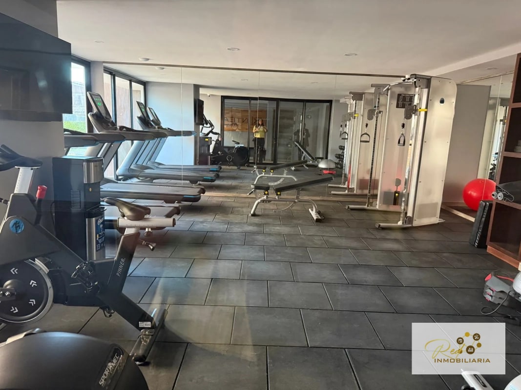 🏢 Renta de Apartamento en Edificio Nuevo Kintea – Zona 15 - 1