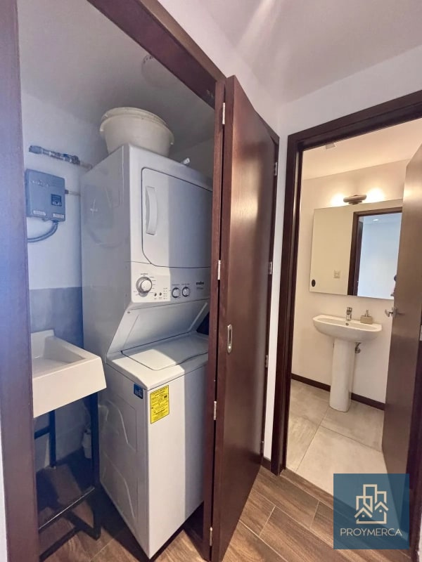 Apartamento amueblado en alquiler, Casa Clara Zona 10 - 1