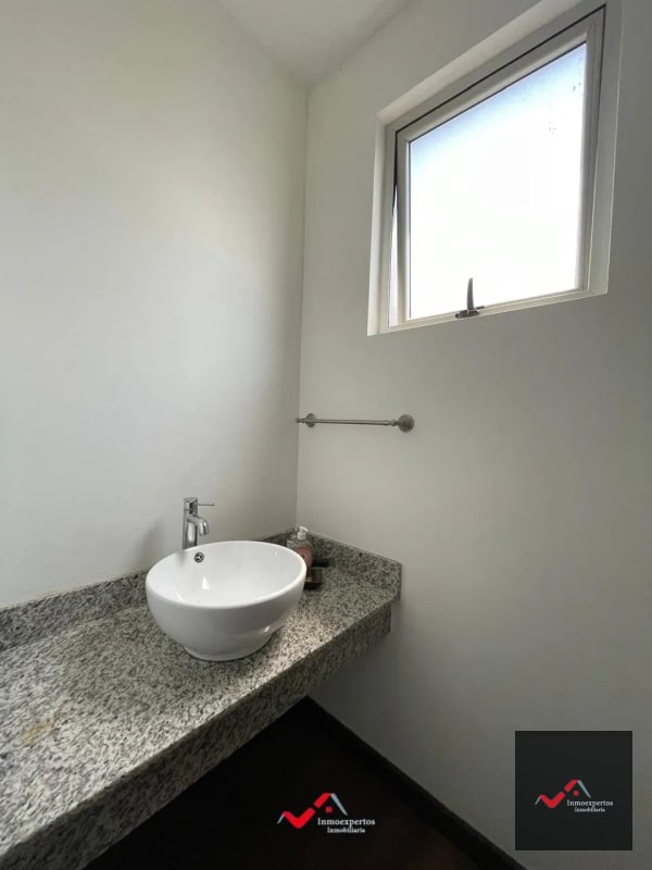 Apartamento amueblado en Renta Zona 16 - 14