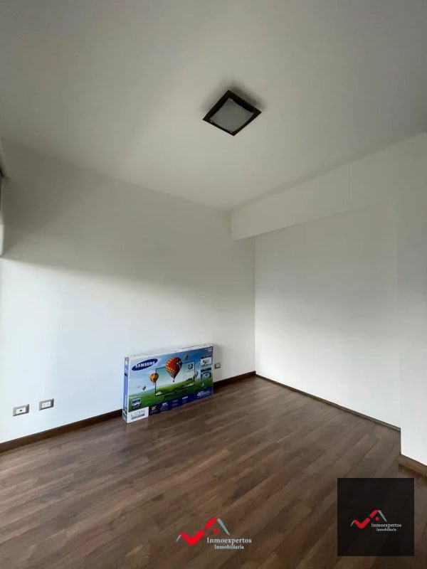 Apartamento amueblado en Renta Zona 16 - 9