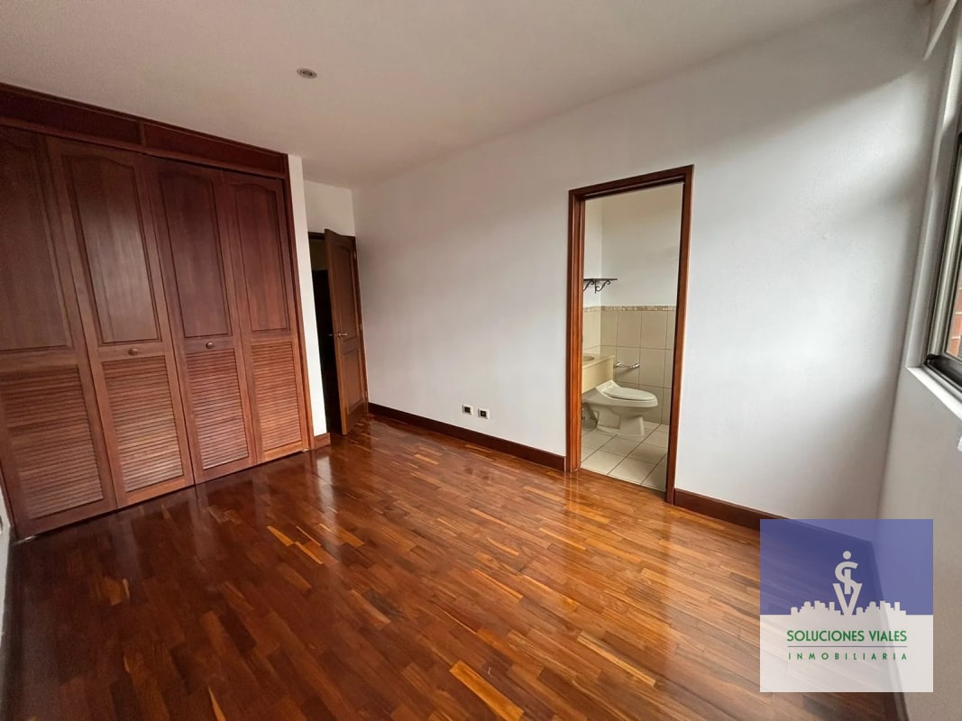 APARTAMENTO AMPLIO DE 222m² EN ALQUILER, zona 10 - 4