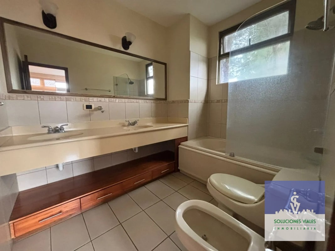 APARTAMENTO AMPLIO DE 222m² EN ALQUILER, zona 10 - 1