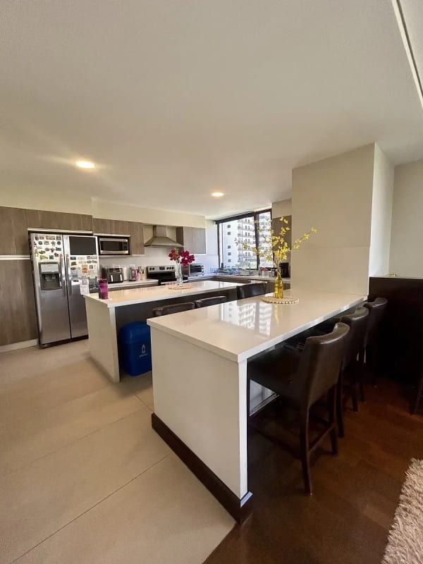 Apartamento en Alquiler Zona 14 — Apartamento en Alquiler en Zona 14, Guatemala, Ciudad — foto 8 de 11