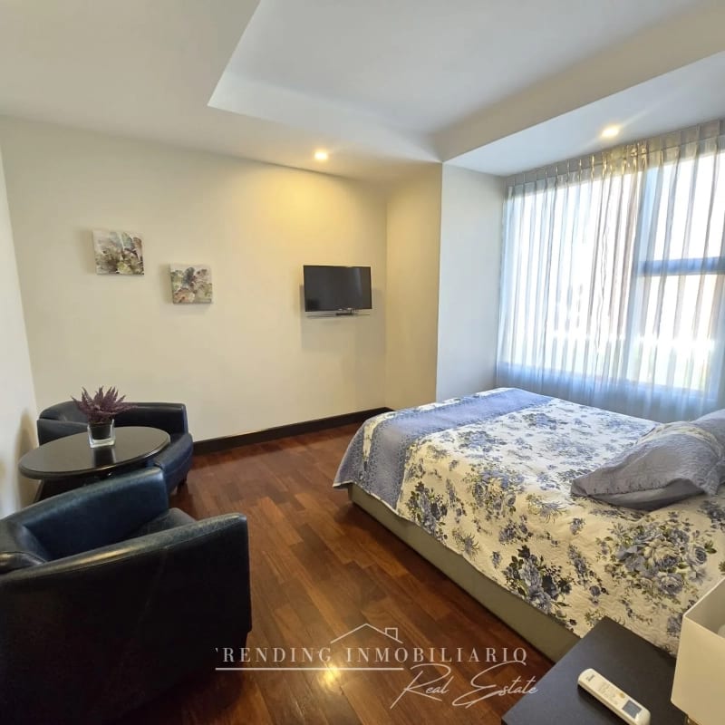 Apartamento en renta zona 14 edificio Santa Inés amueblado 2 habitaciones + 2 parqueos — Apartamento en Alquiler en Santa Inés, Zona 14, Guatemala, Ciudad — foto 3 de 11