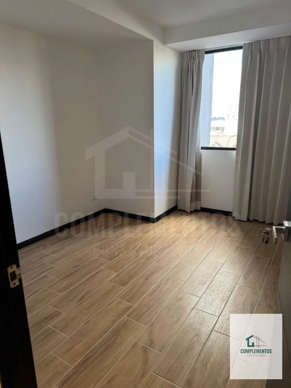 Apartamento en renta zona 13 - 5