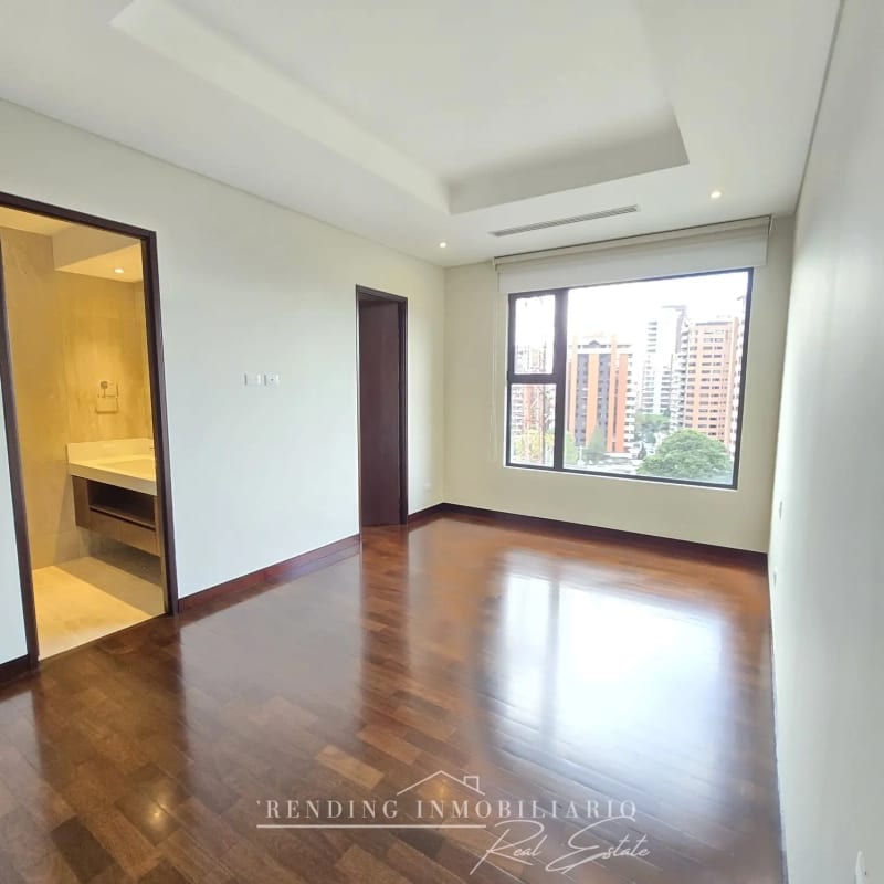Apartamento en renta zona 14 edificio Santa Inés del Parque 2 habitaciones + 2 parqueos — Apartamento en Alquiler en Santa Inés del Parque, Zona 14, Guatemala, Ciudad — foto 6 de 11