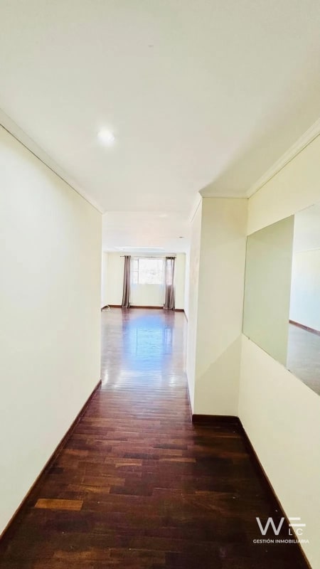 ALQUILO APARTAMENTO ZONA 10 - 11