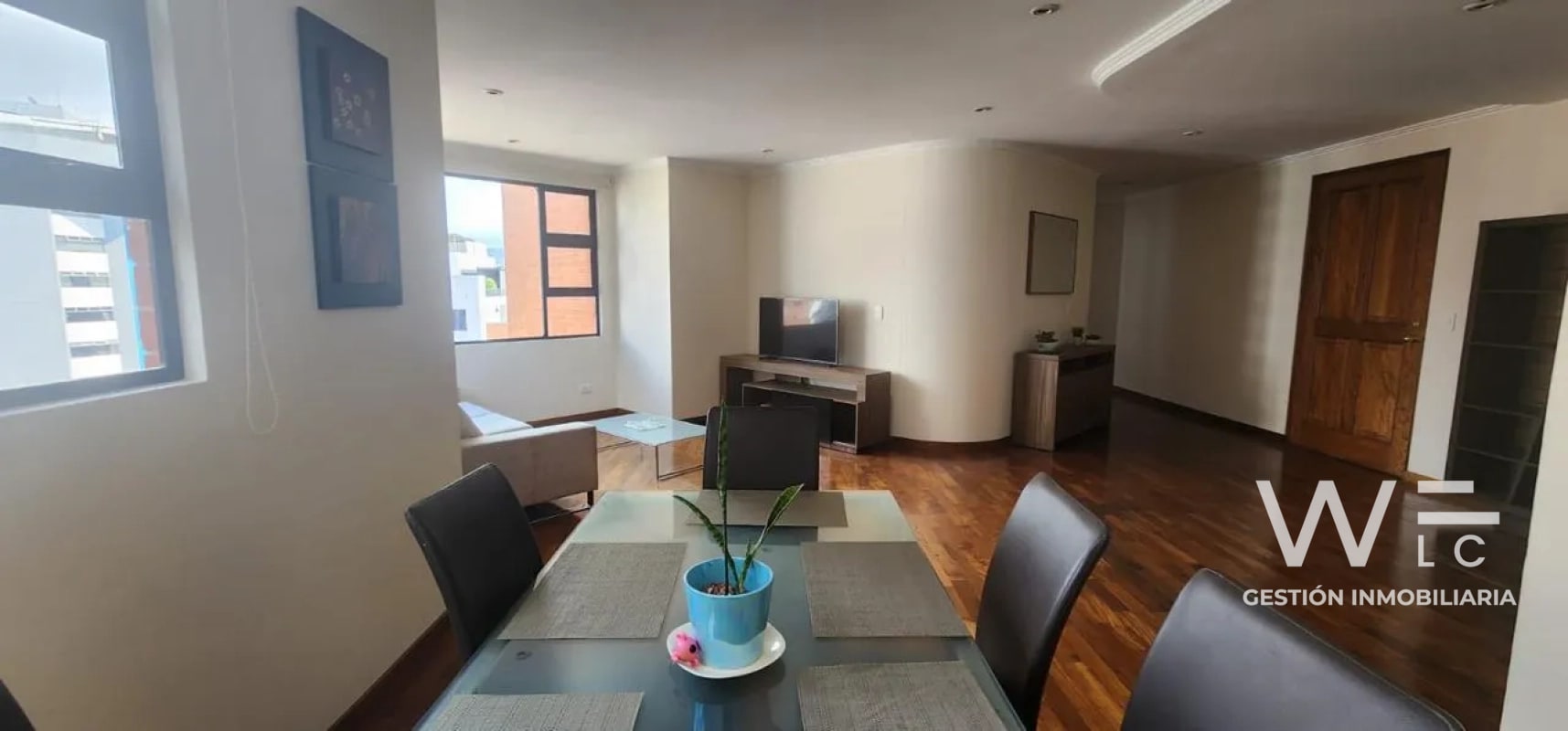 VENDO APARTAMENTO ZONA 14 - 4