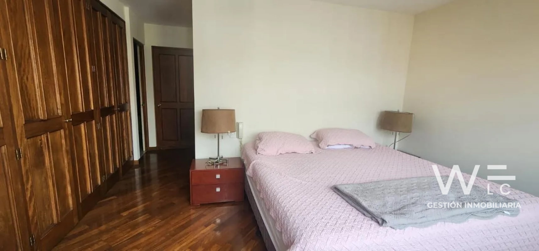 VENDO APARTAMENTO ZONA 14 - 2
