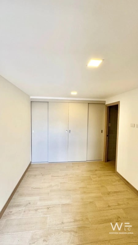 ALQUILO APARTAMENTO ZONA 12 - 6