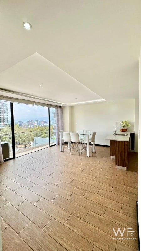 VENDO APARTAMENTO ZONA 15 - 6