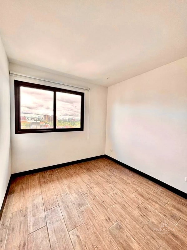 Zona 10 • Apartamento en Renta • Edificio Marqués de Oakland - 6