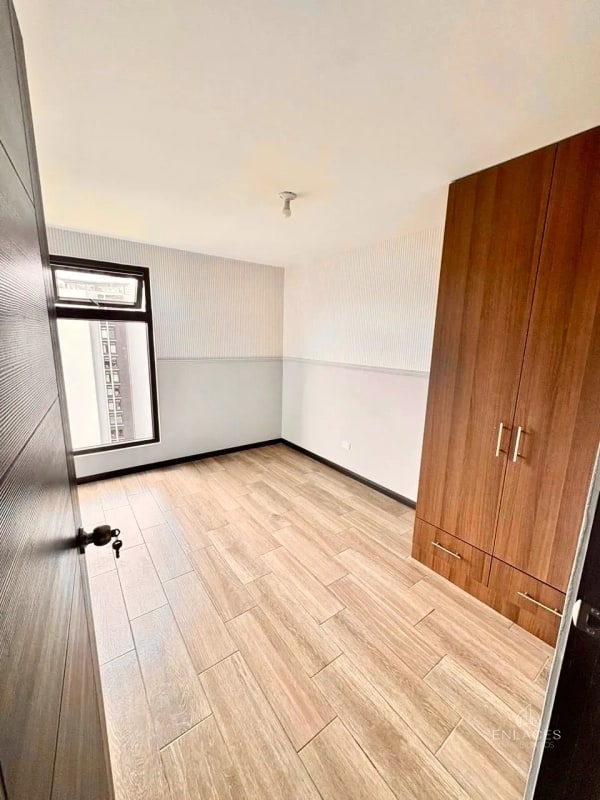 Zona 16 • Apartamento en Renta • Edificio Nagano - 7